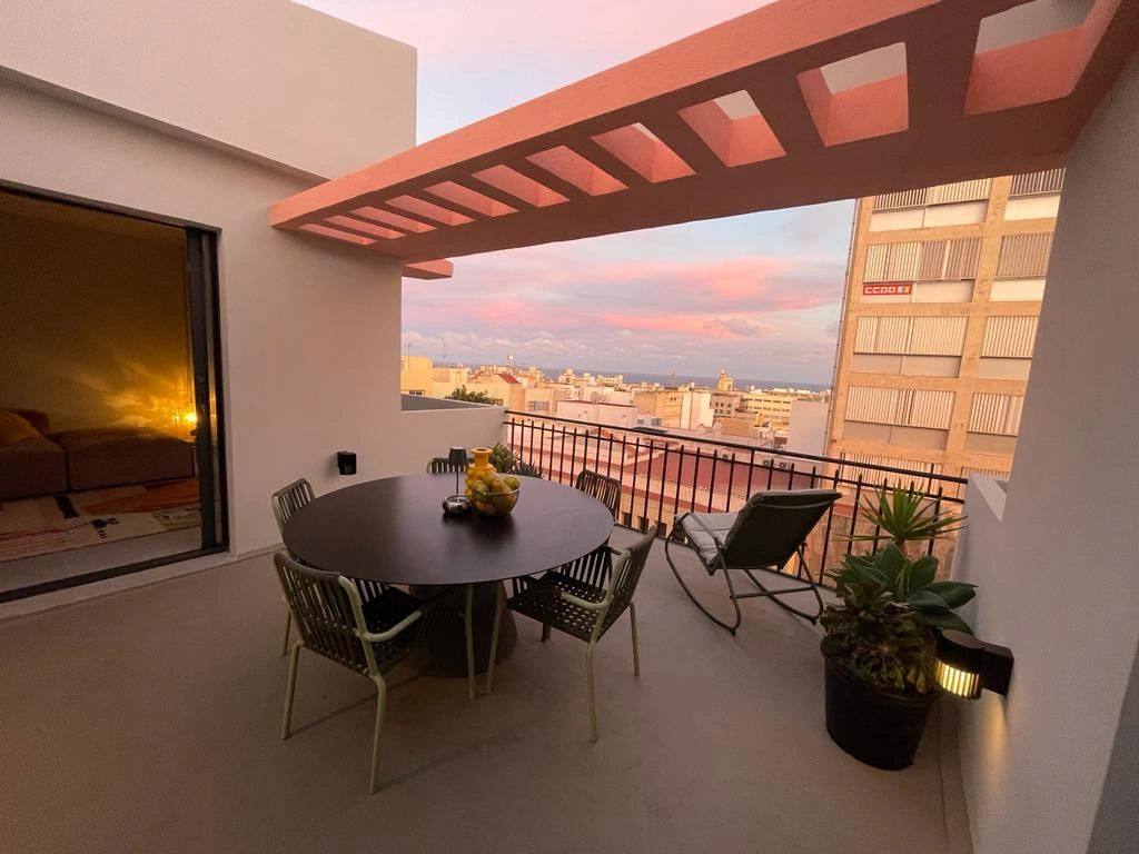 Rooftop Penthouse — 12