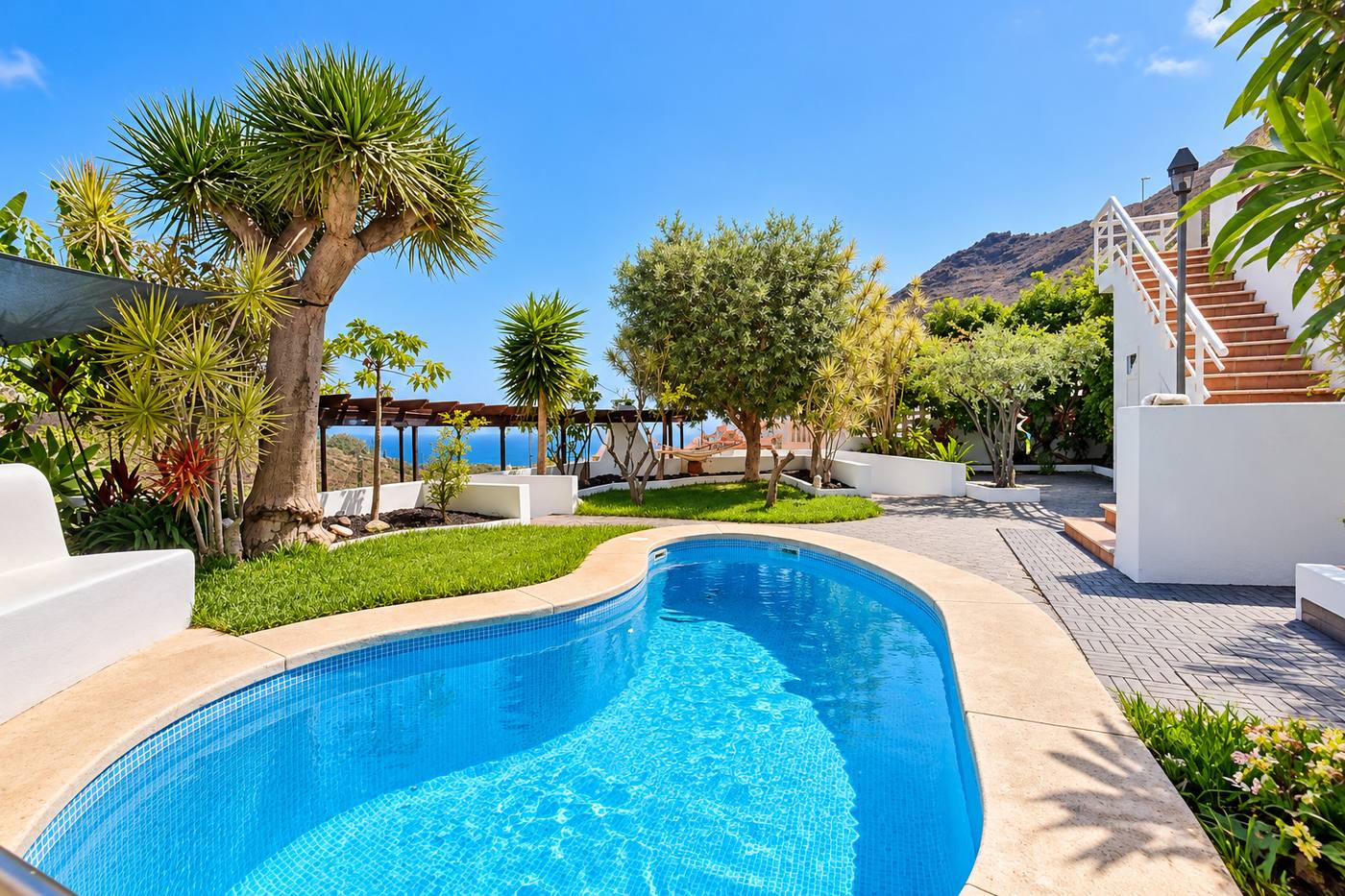 Casa Azul — Villa with Pool and Roof Terrace — 8