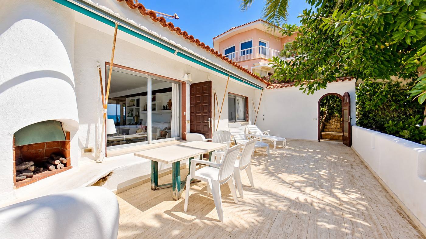Casa Sonja — Seafront Villa — 13