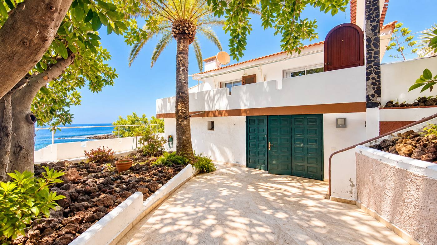 Casa Sonja — Seafront Villa — 14