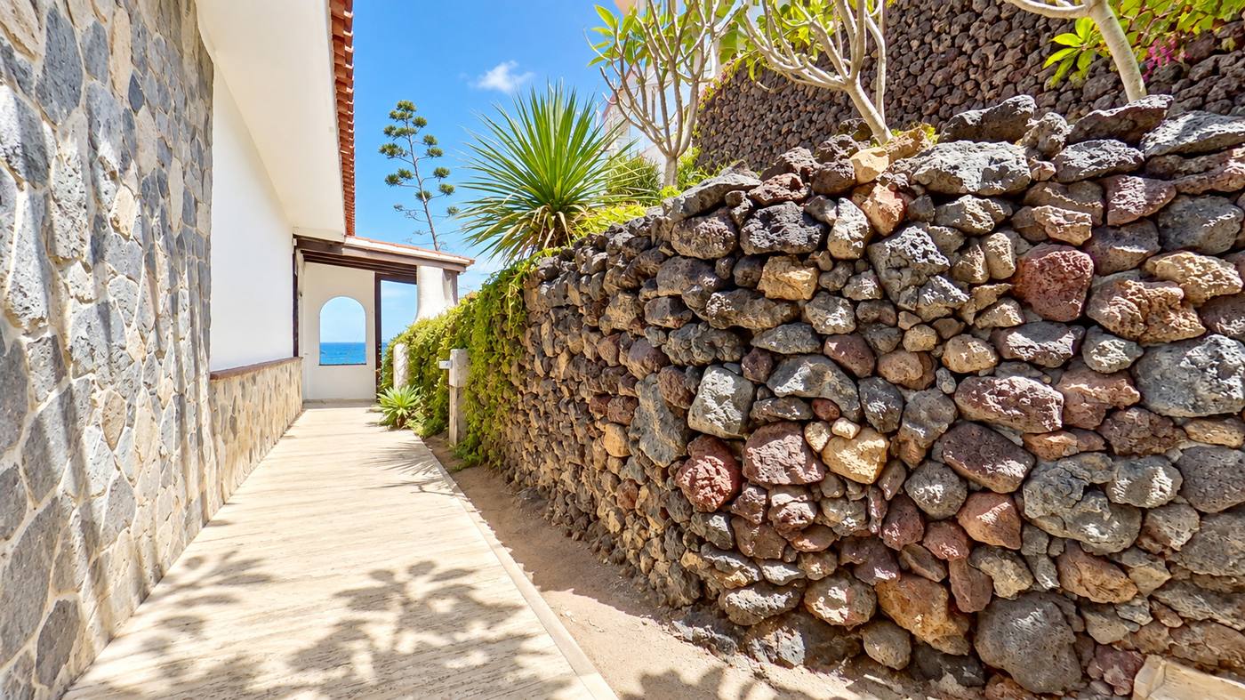 Casa Sonja — Seafront Villa — 5