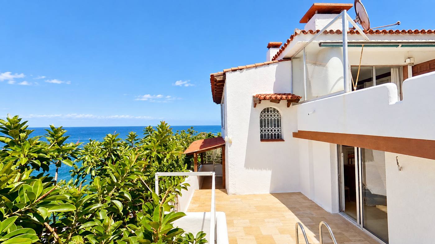 Casa Sonja — Seafront Villa — 8