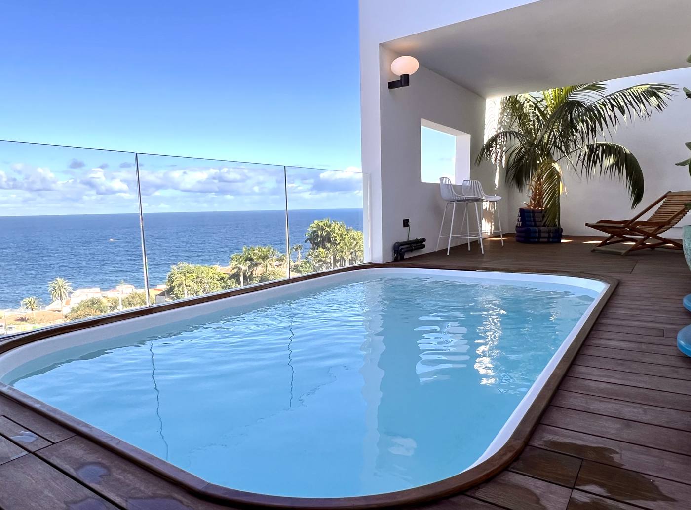 Renovated Townhouse with Pool — 48