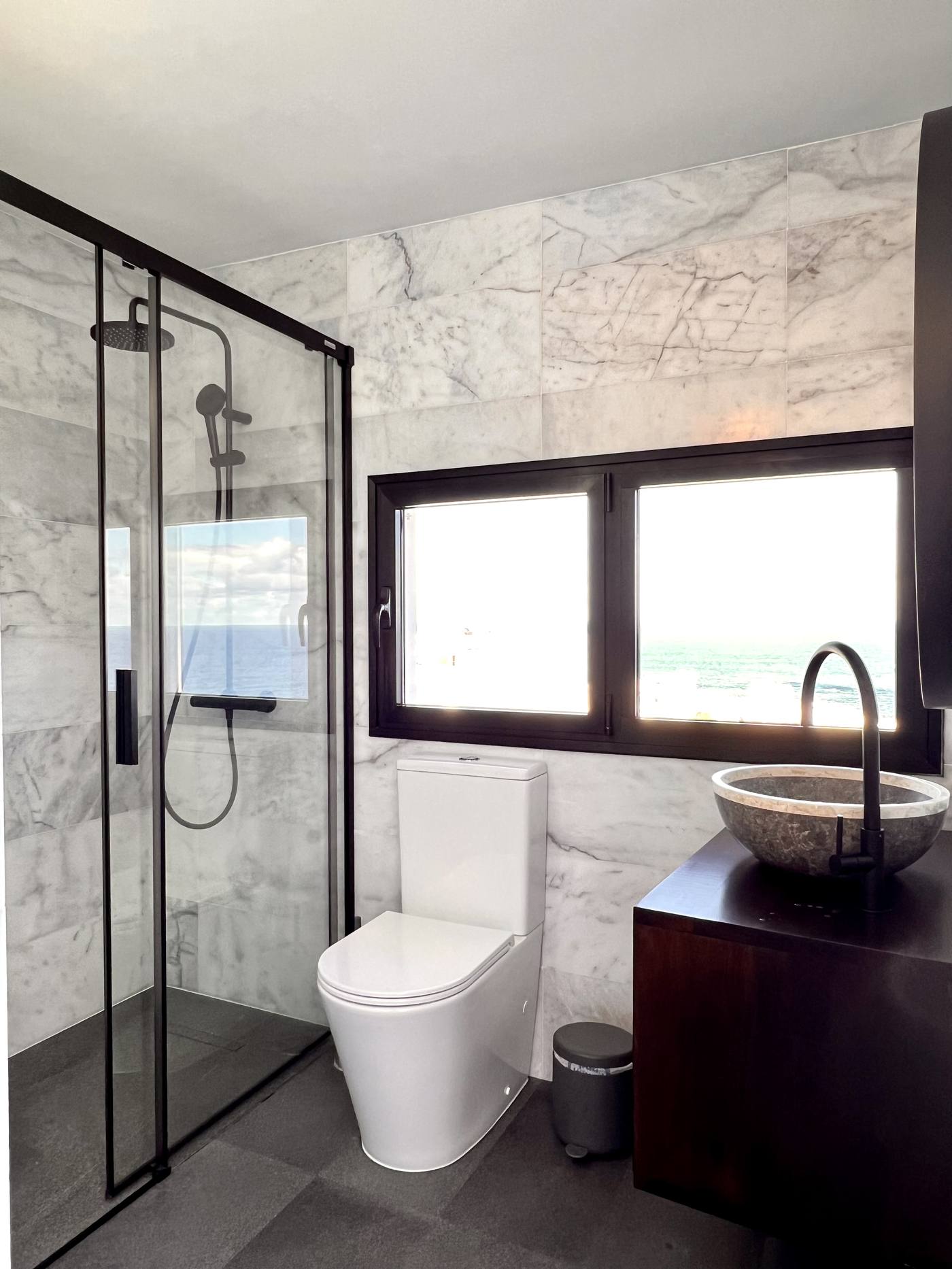 Renovated Townhouse with Pool — 52