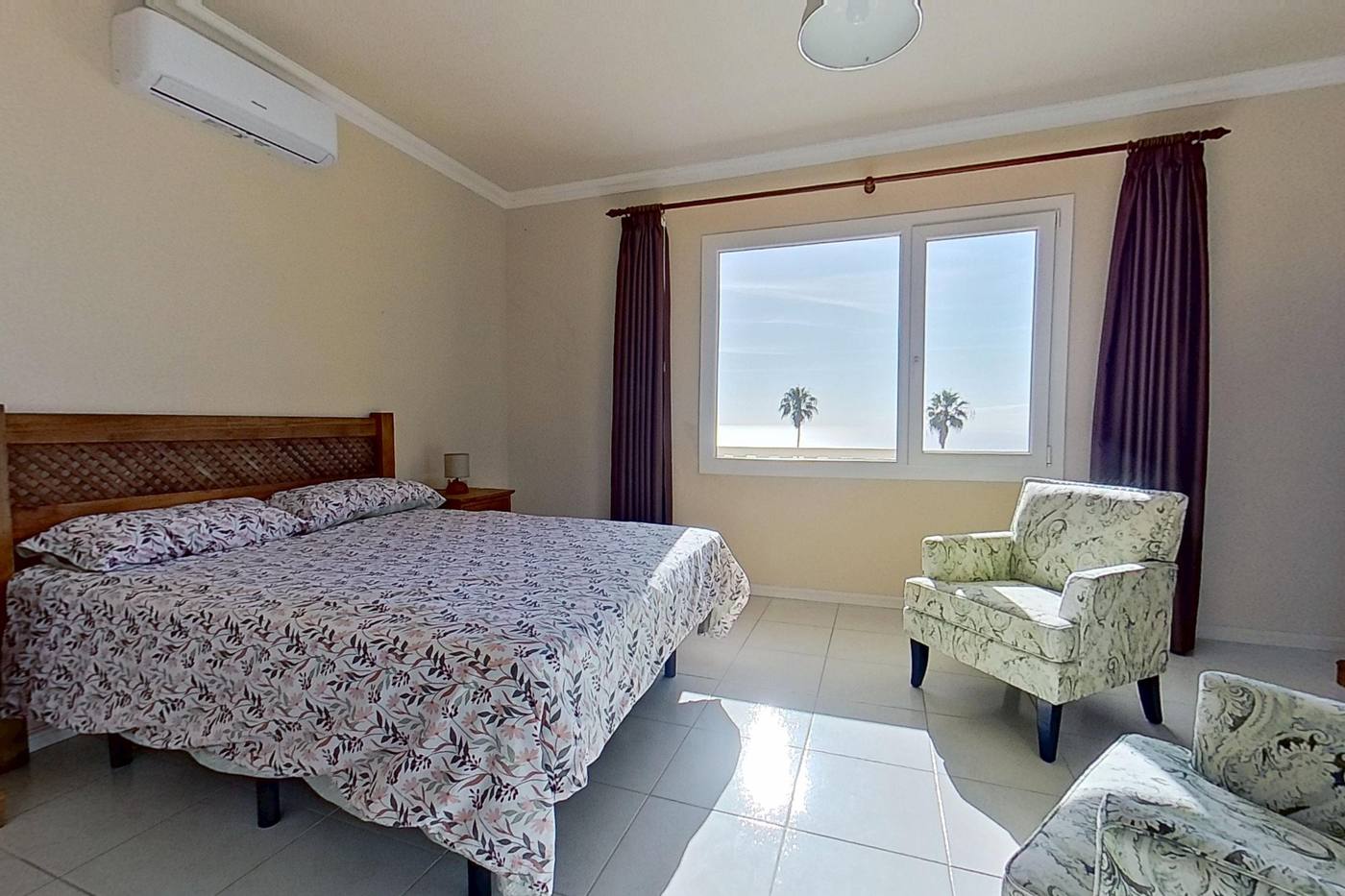 Single-level Villa with Sea Views — 28