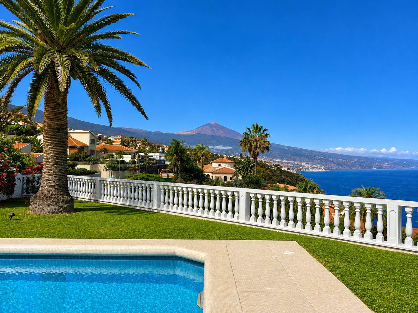 Mediterranean Villa with Infinite Views — 12