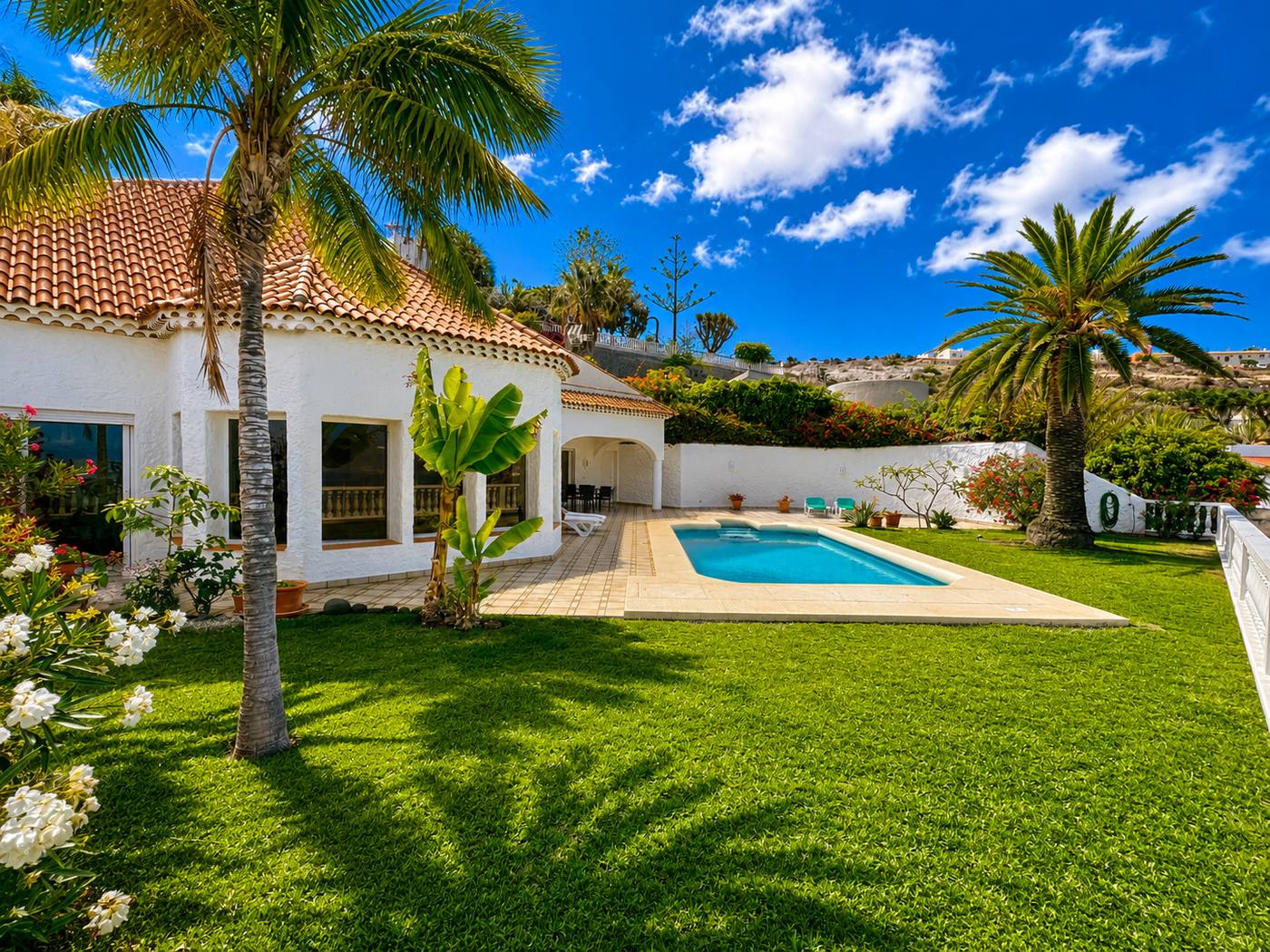 Mediterranean Villa with Infinite Views — 13