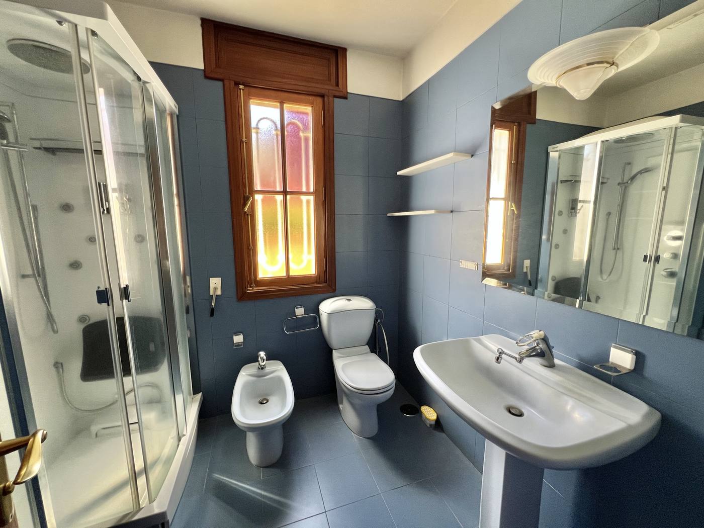 Energy-efficient Family Home — 12