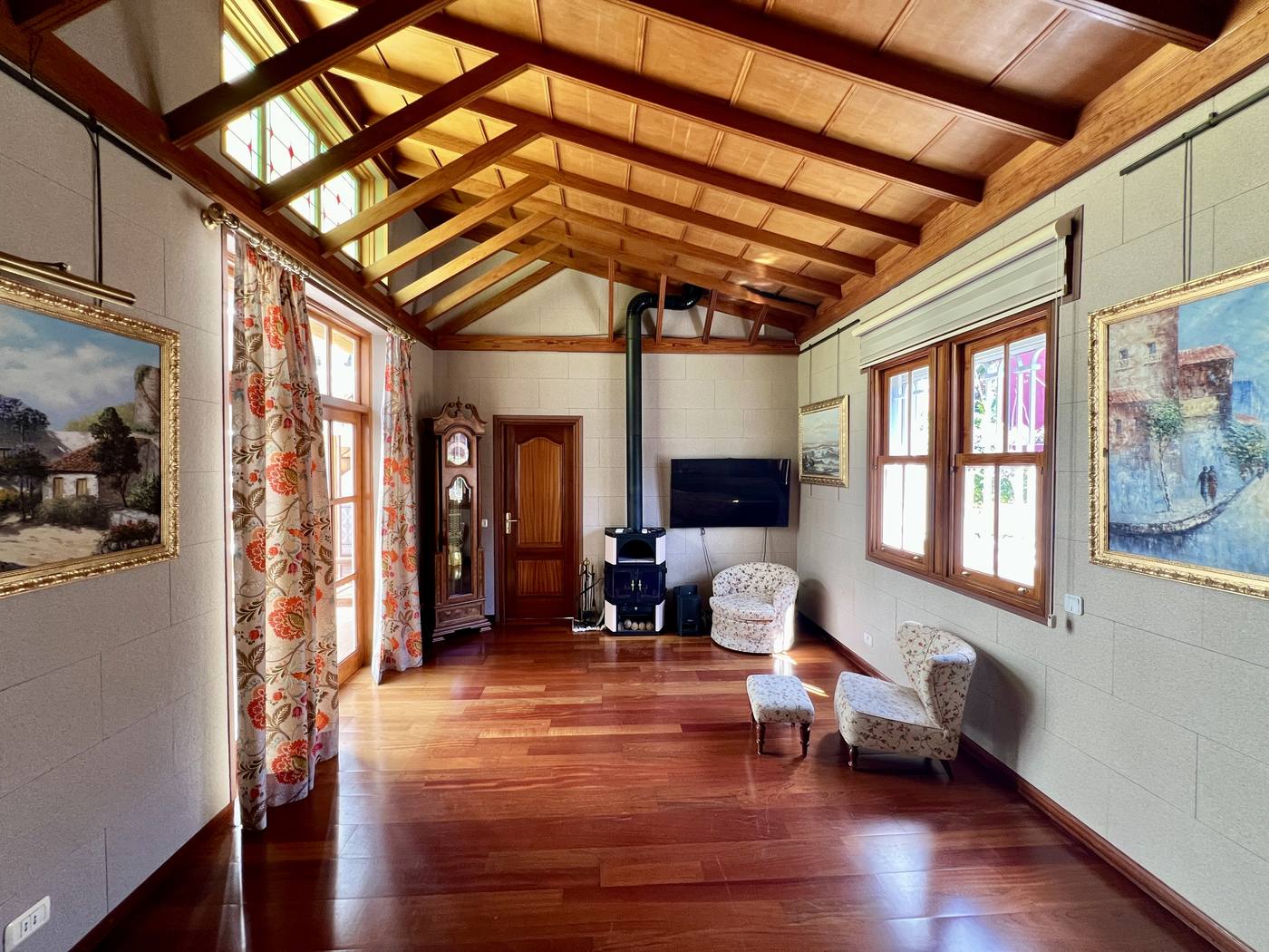 Energy-efficient Family Home — 46