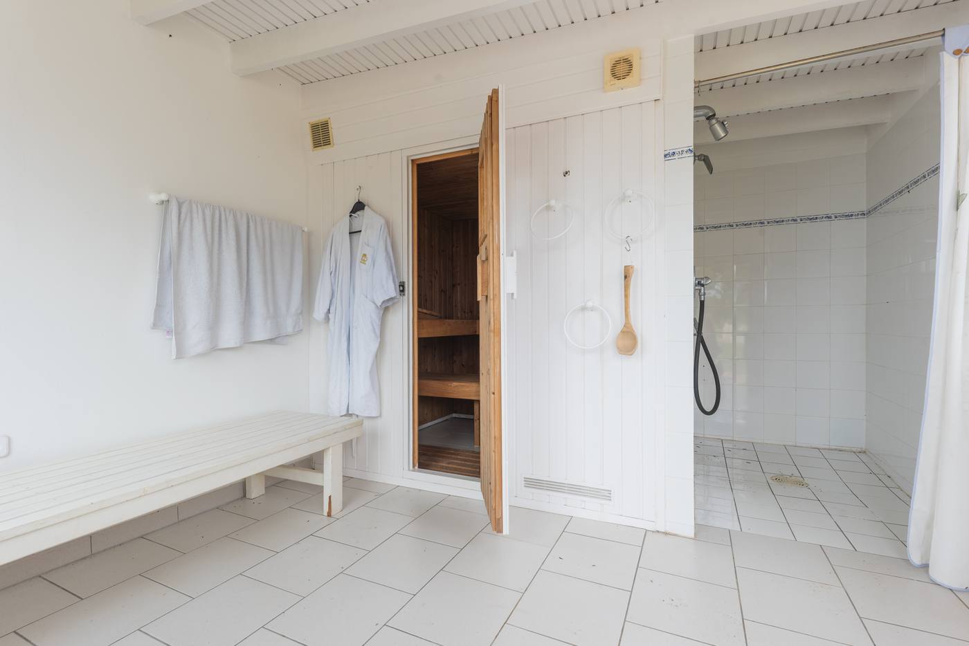 Garden Estate with Guest House — 22