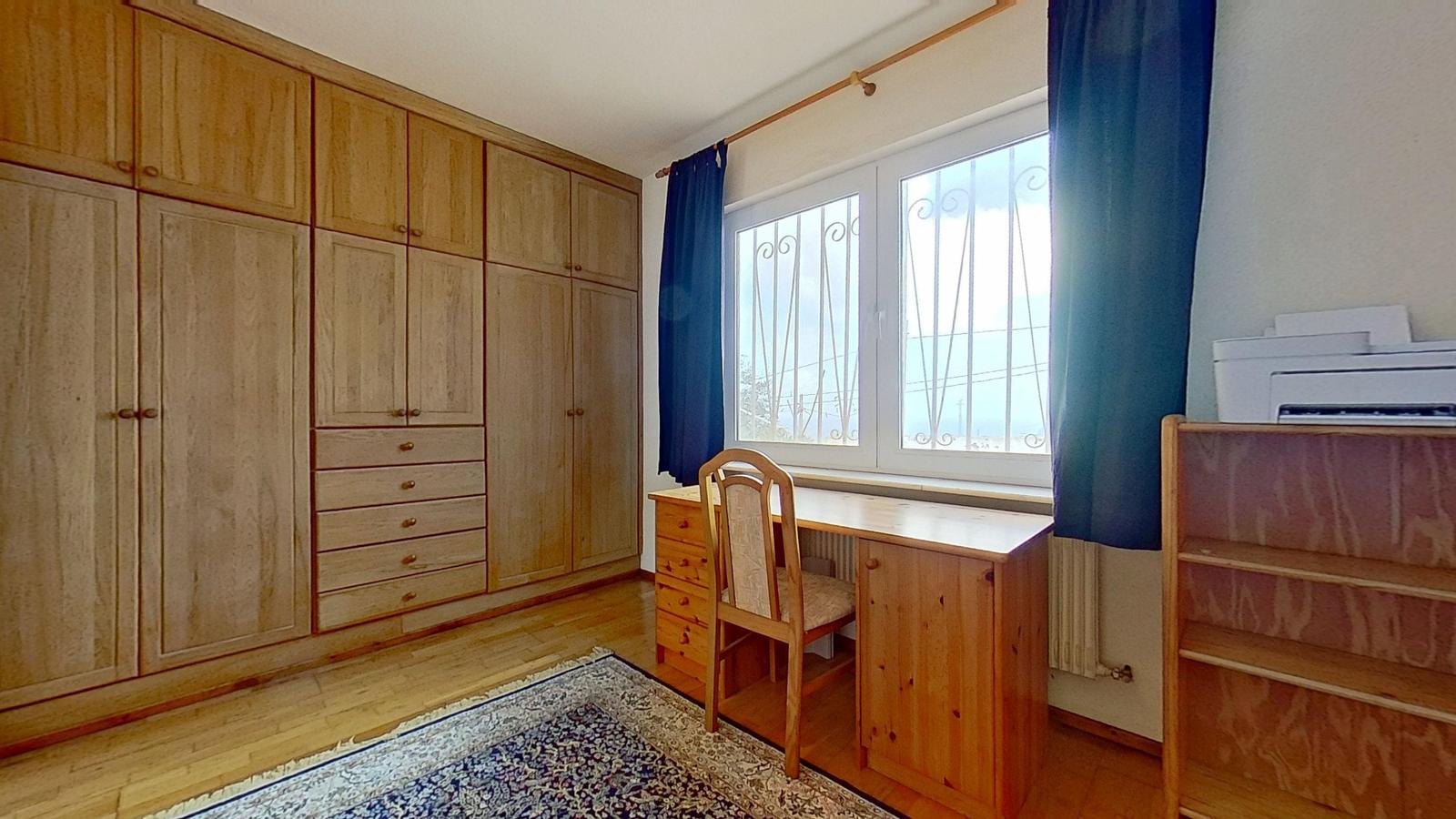 Gartenanwesen mit Gästehaus — 4