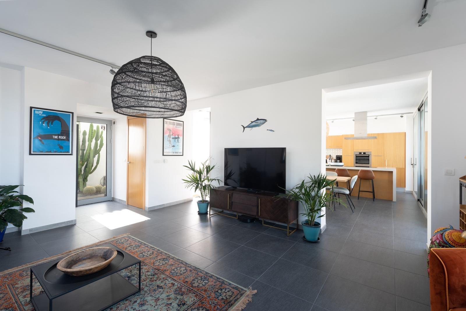Moderne Villa mit 15-Meter-Pool — 5